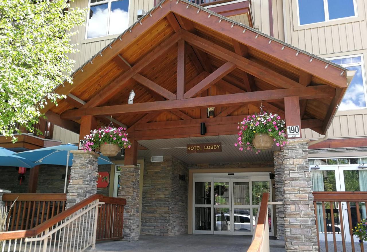 Sunny Tranquil Woods Turret In Falcon Crest Lodge Canmore Pokoj fotografie